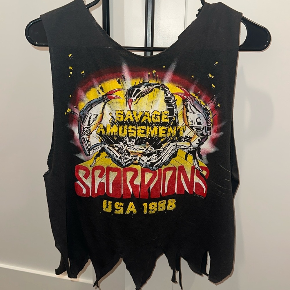 True Vintage Scorpions Band Tee. Size XS/S.